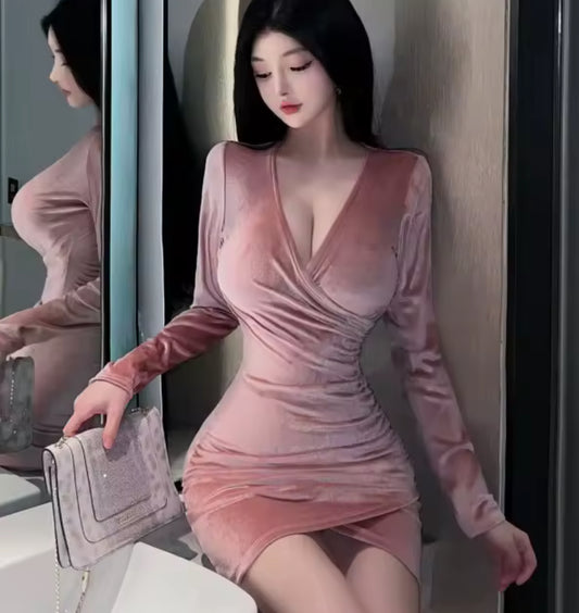 Velvet sexy drees