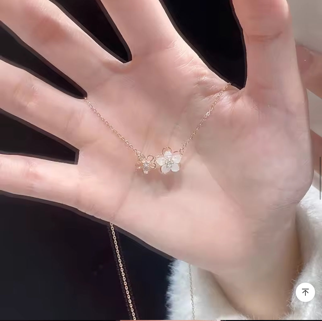 Collar flor de cerezo