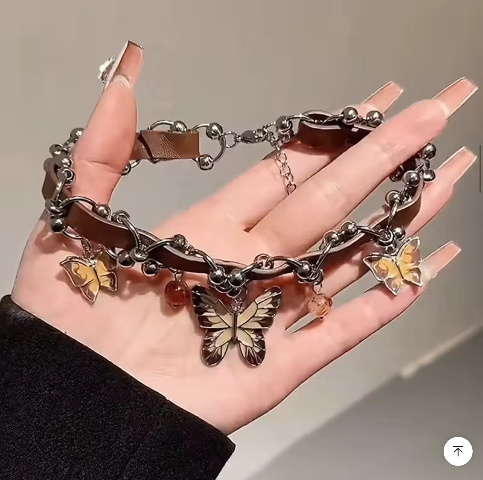 Collar fairy brown